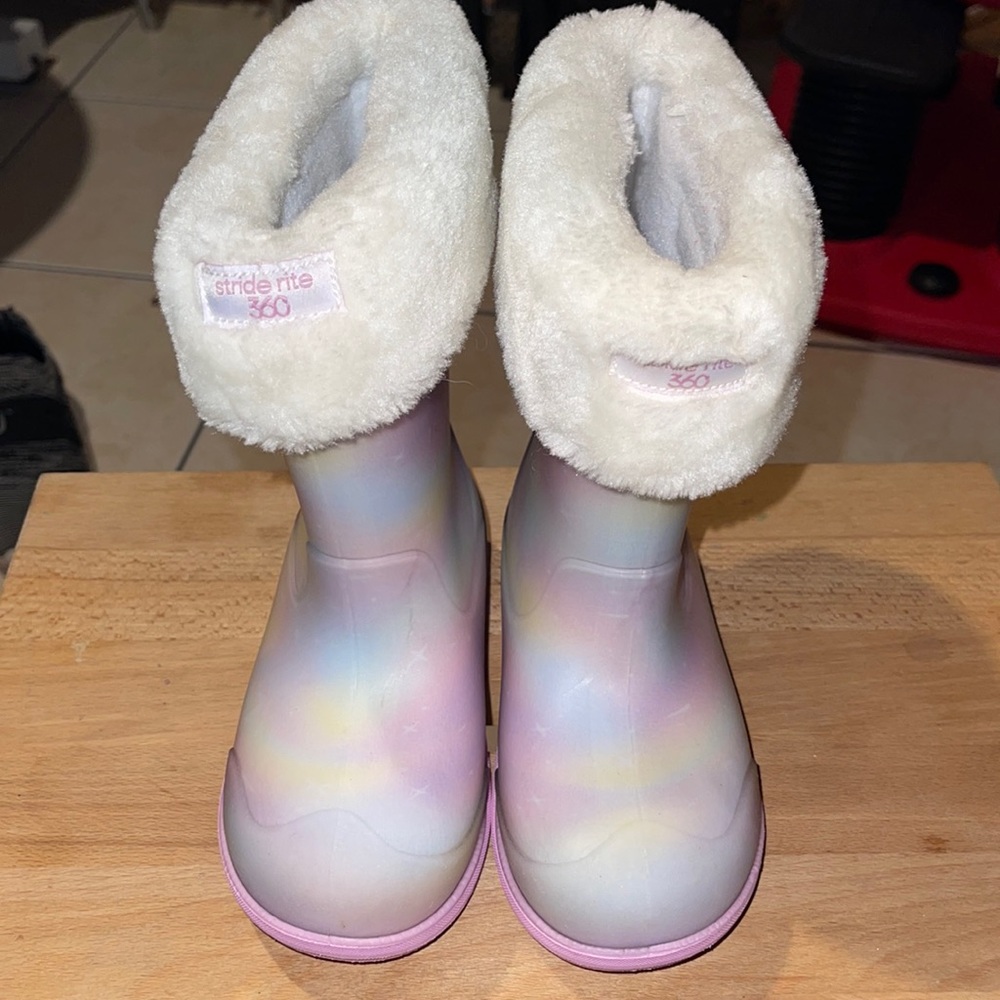 EUC toddler girls snow boots
